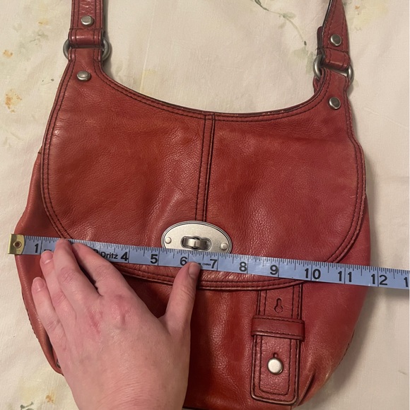 Red Fossil Cross Body Bag - Picture 3 of 11